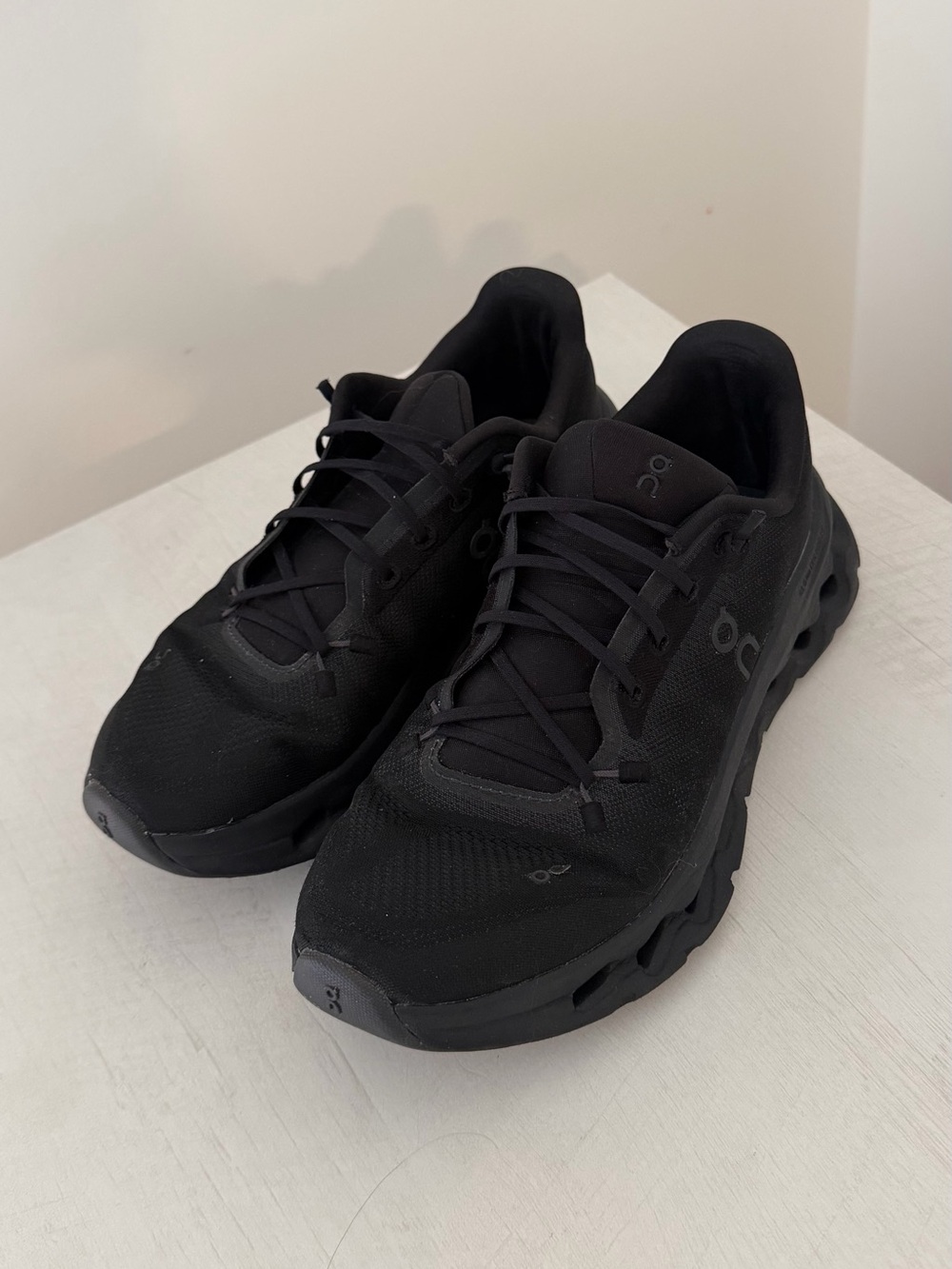 On Running Cloud Black Women’s Work / running Shoes